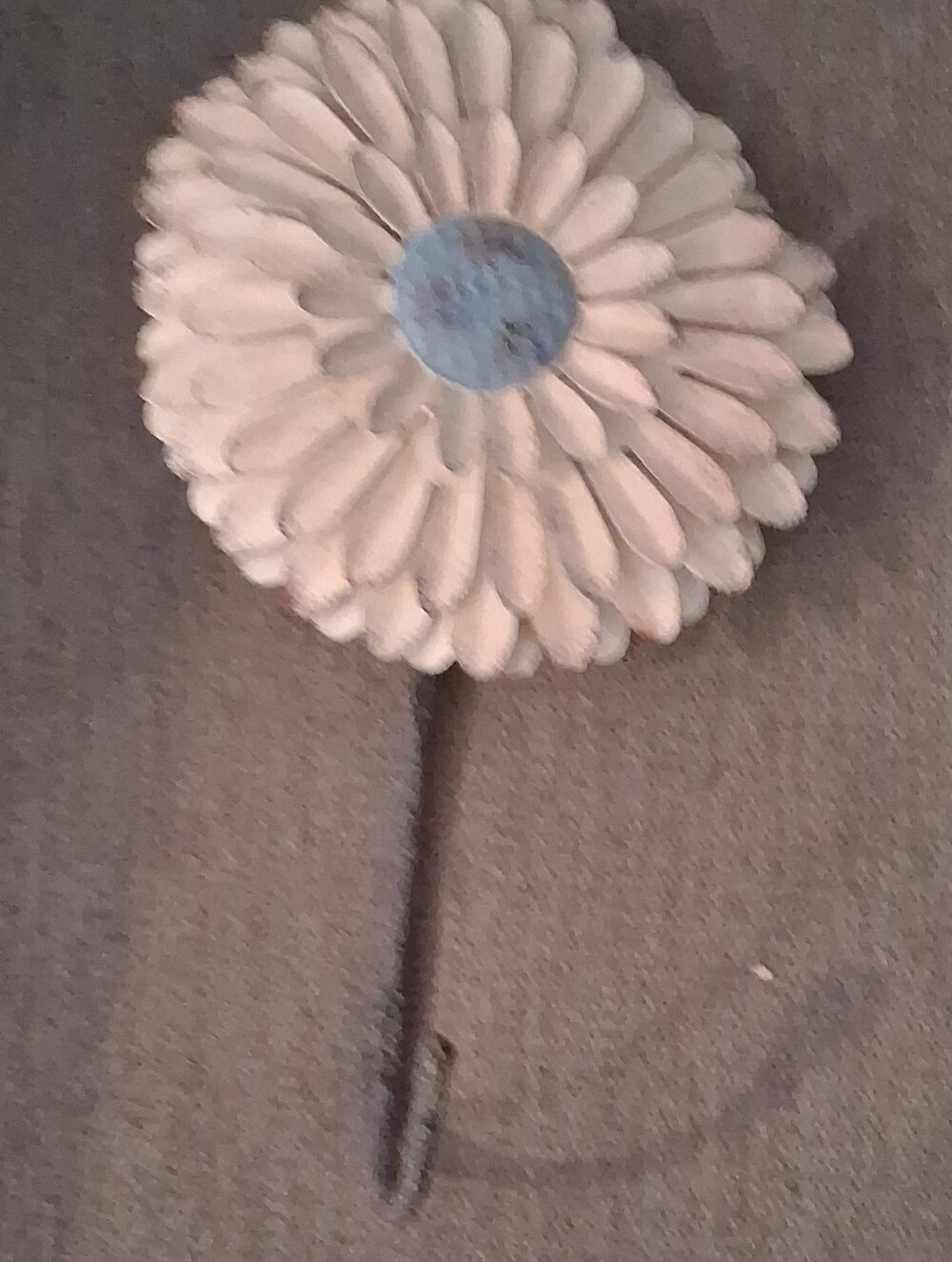 White Wood Daisy Wall Hook with Blue Center